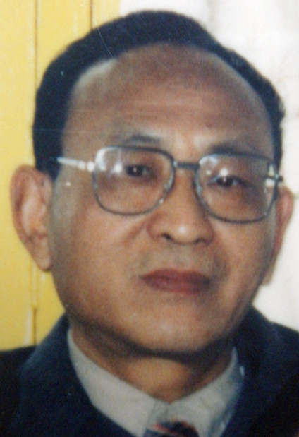 李新亚