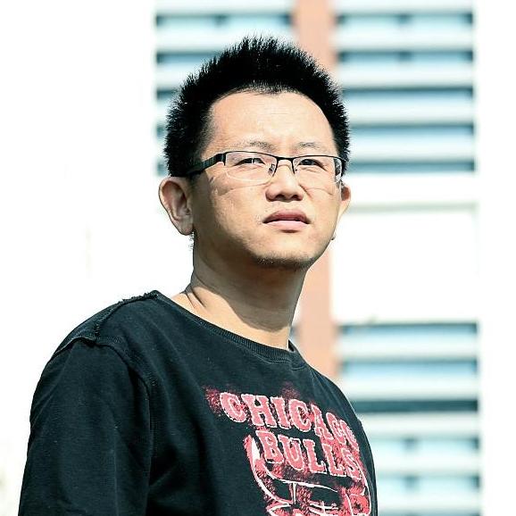 炉庆洪